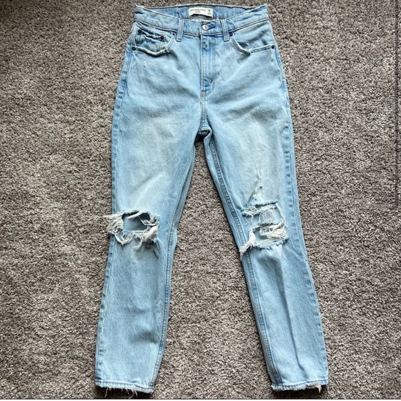 AF High Rise Mom Jeans Sz 26/2 - Picture 2 of 5